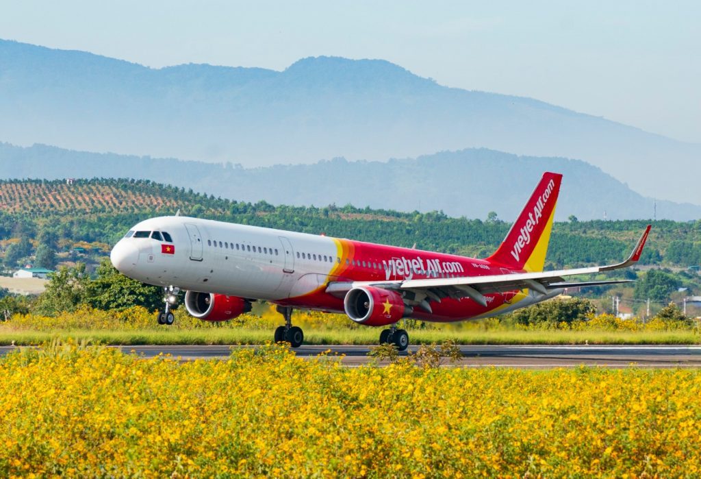 vietjet-air-ivivu-5-1-1024x699.jpg