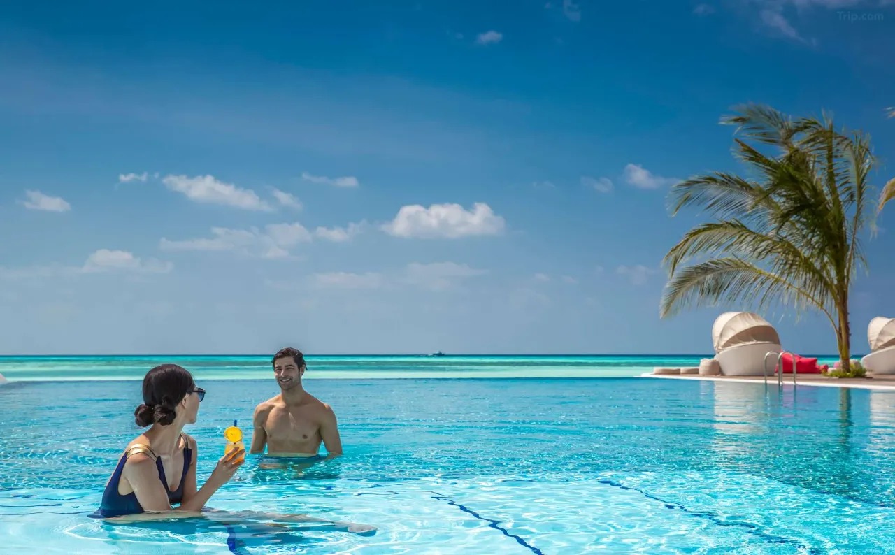 Club-Med-Finolhu-Villas-Maldive-ivivu.jpg