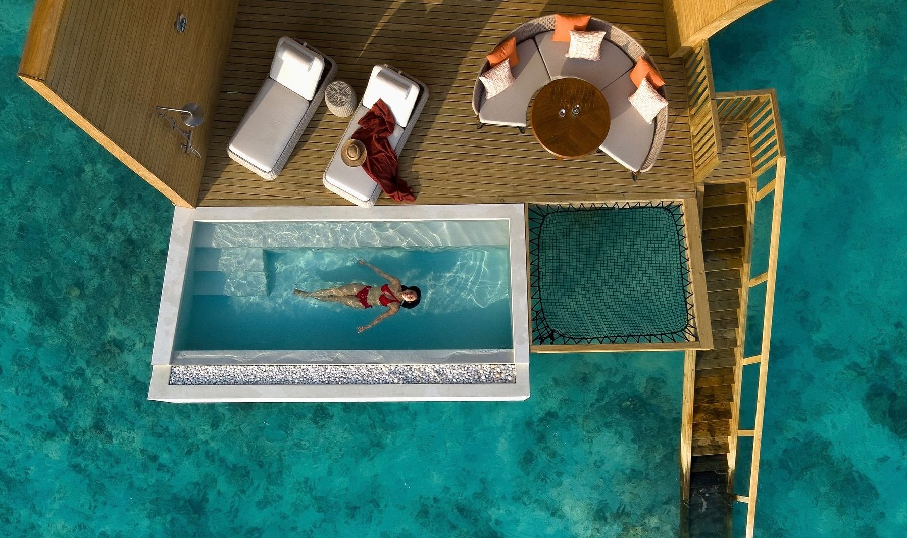 Centara-Mirage-Lagoon-Maldives-ivivu-8-e1750741780956.jpg