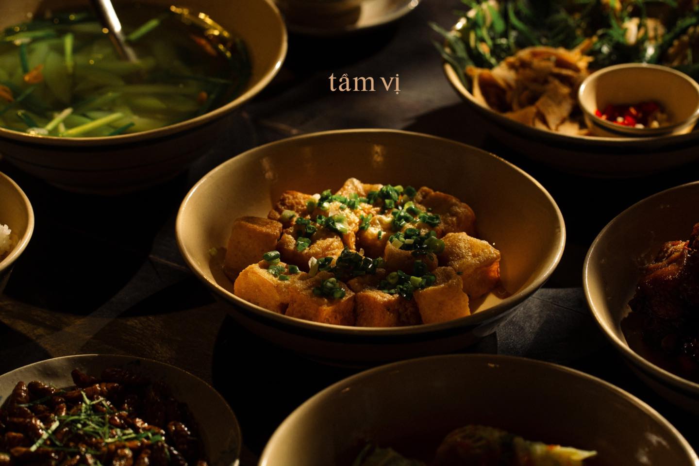 Đa dạng các món ăn trong mâm cơm Việt