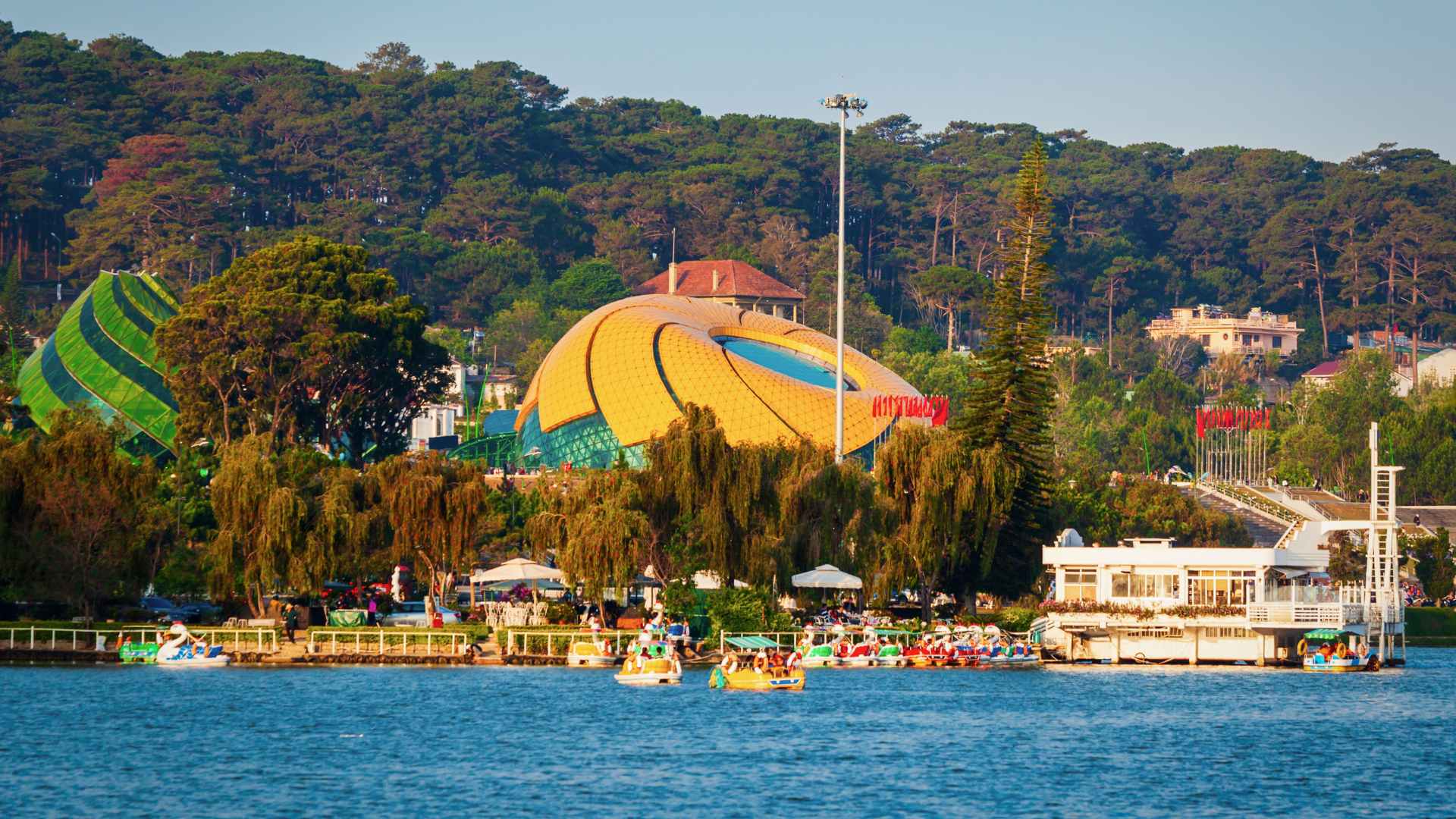 du lịch núi rừng