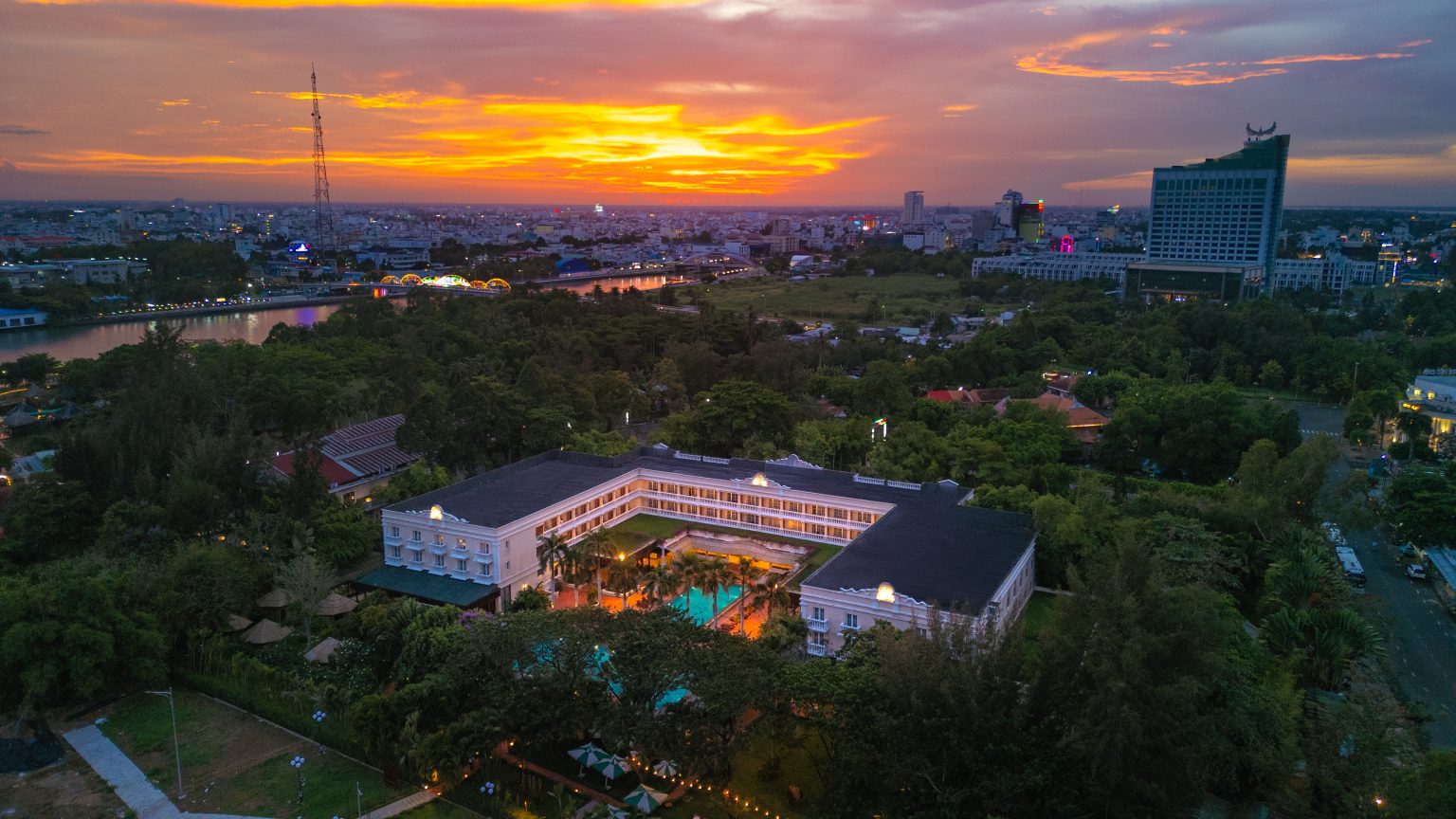 combo Victoria Hotels & Resorts