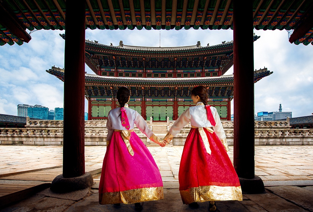 Mặc hanbok truyền thống