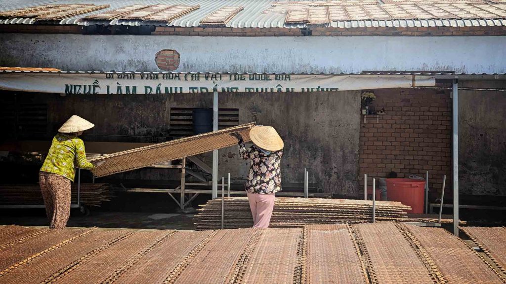 Bánh tráng Thuận Hưng nổi tiếng thơm ngon