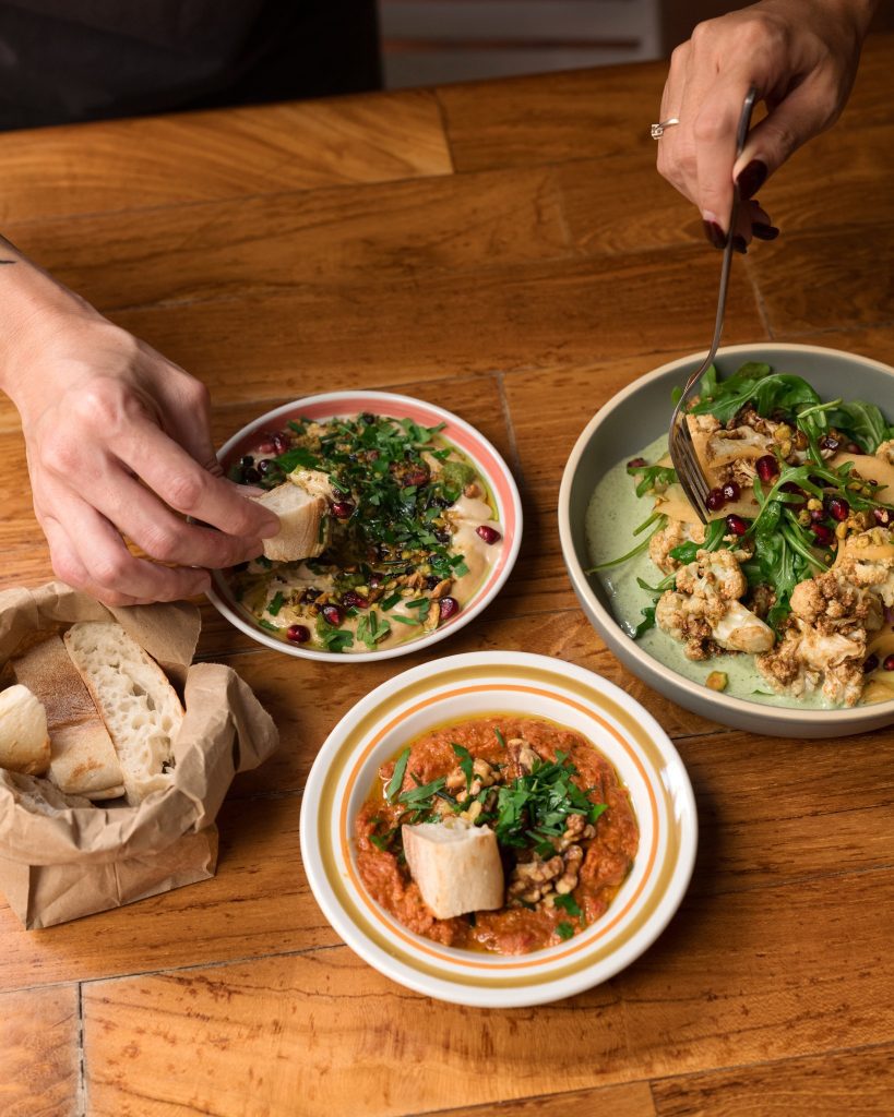 thuong-thuc-brunch-tai-singapore-ivivu-10-819x1024.jpg