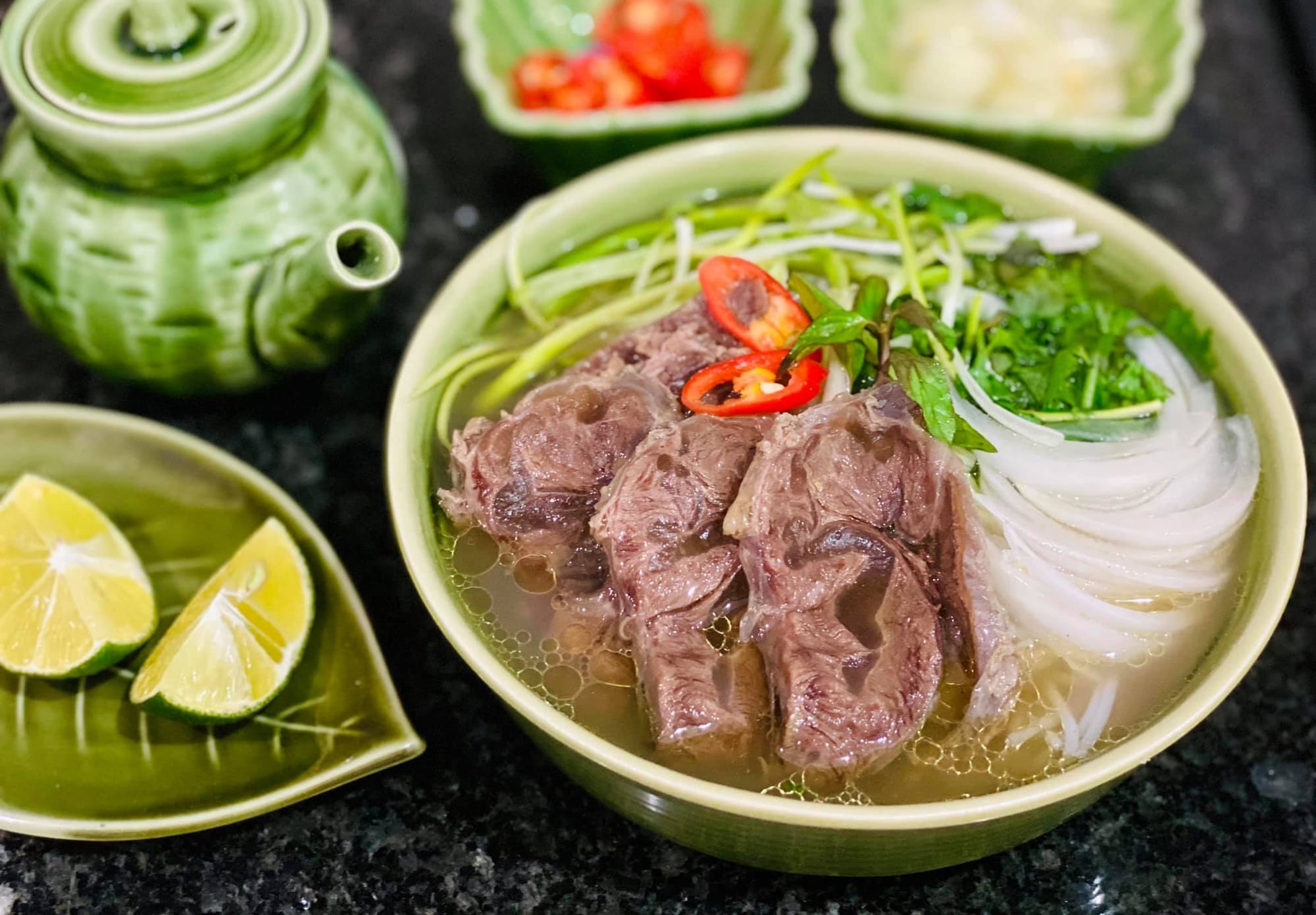 du-lich-ha-noi-ivivu-2.jpg