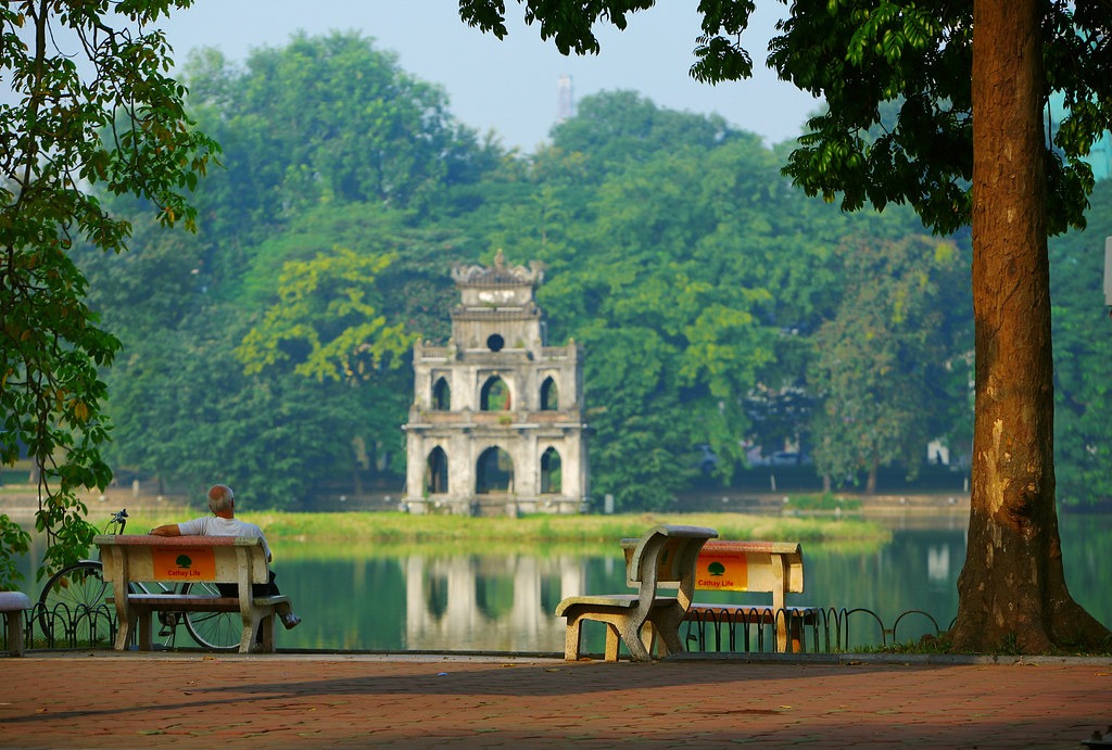 Mùa thu Hà Nội thơ mộng