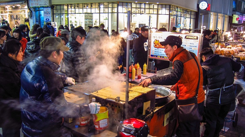 myeongdong_street_food_in_seoul.jpg