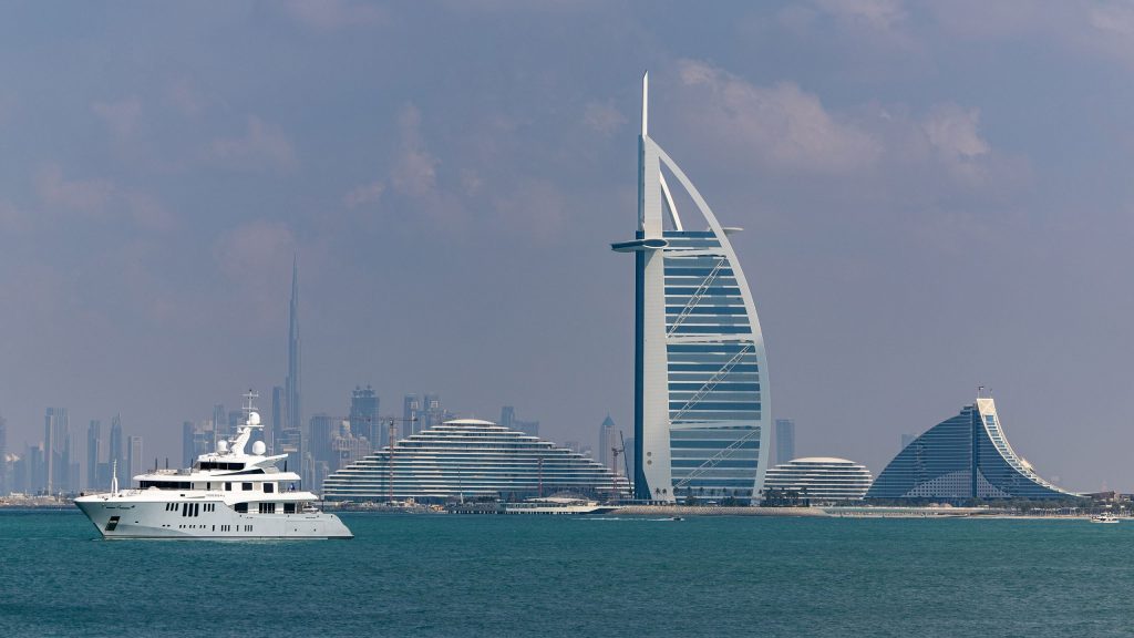 Khách sạn Burj Al Arab 7 sao xa hoa
