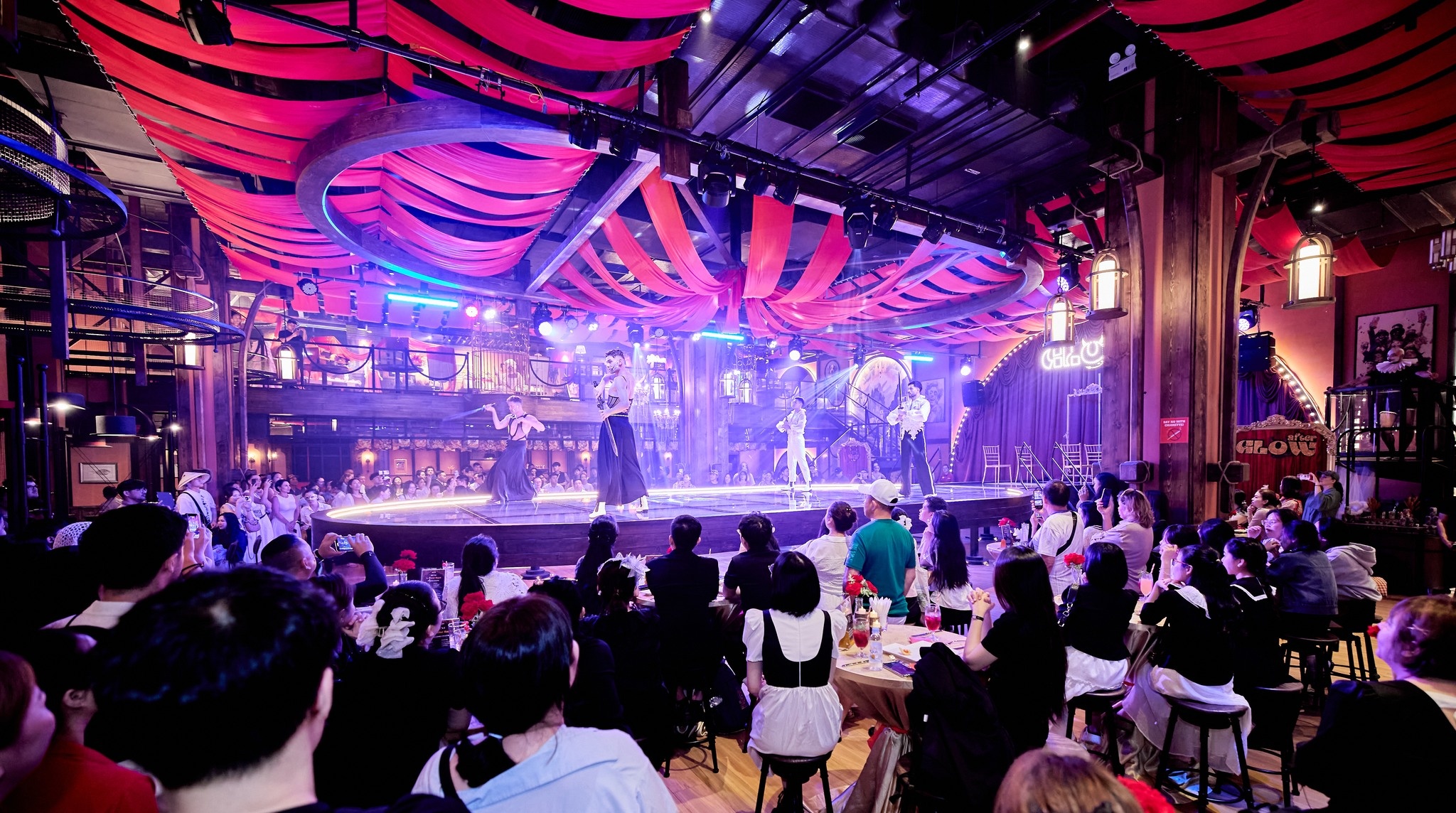 show Cabaret tại Bà Nà