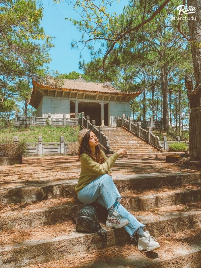 Lăng mộ Nguyễn Hữu Hào