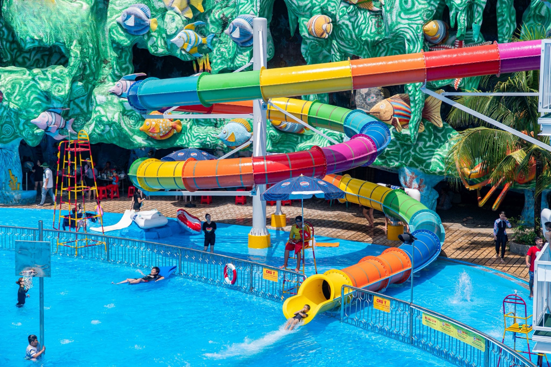 Suoi Tien Theme Park