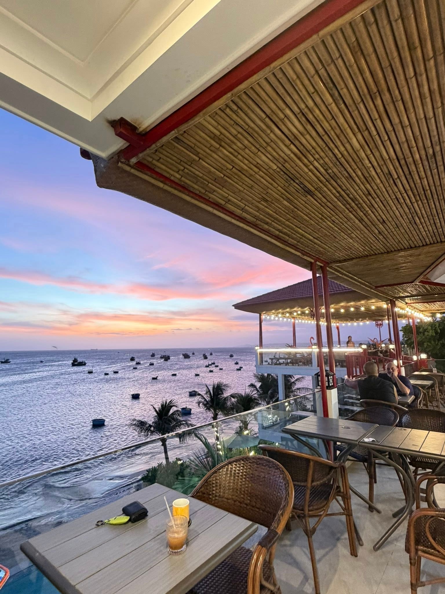ZOO Café & Bar