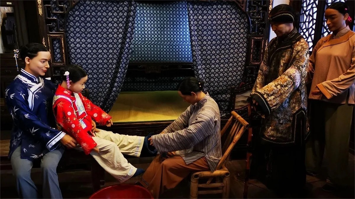 Bảo tàng Văn hóa Bó chân Ô Trấn