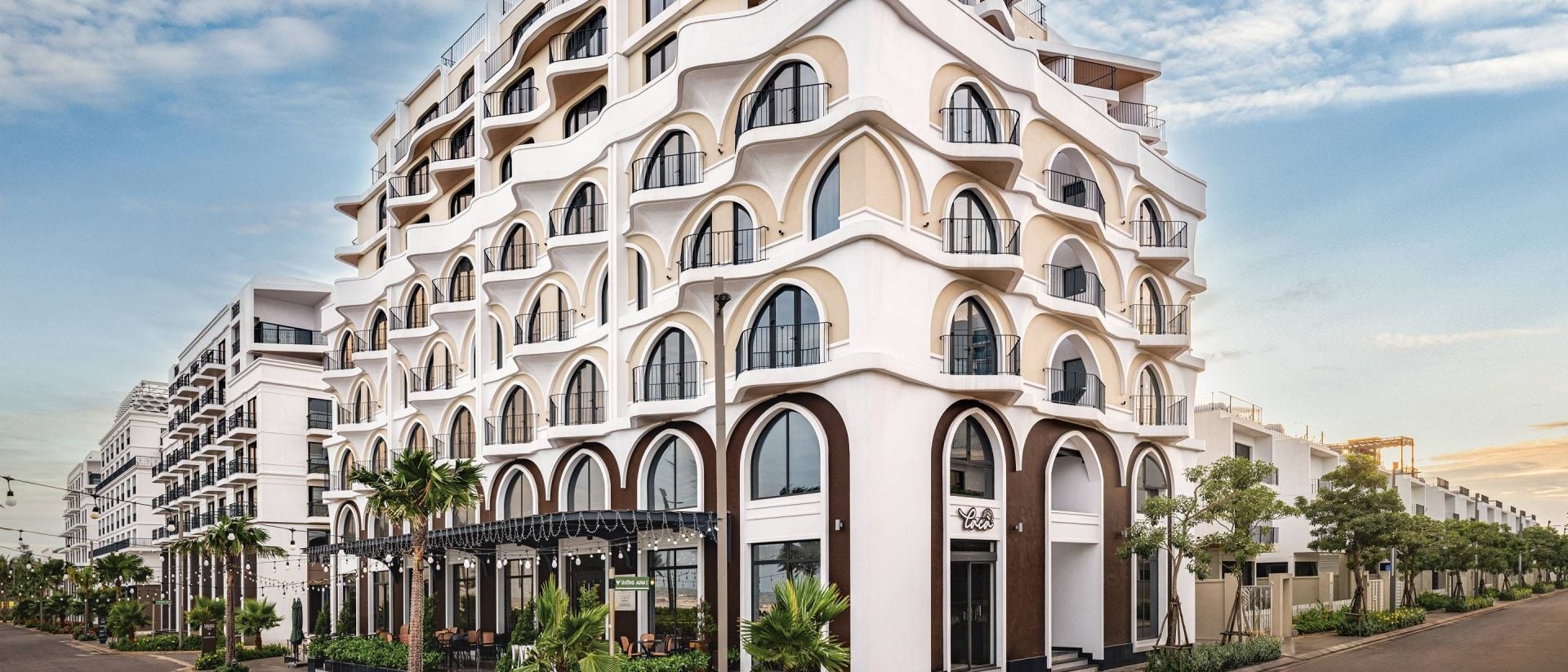 Lasong Hotel & Villas Sầm Sơn