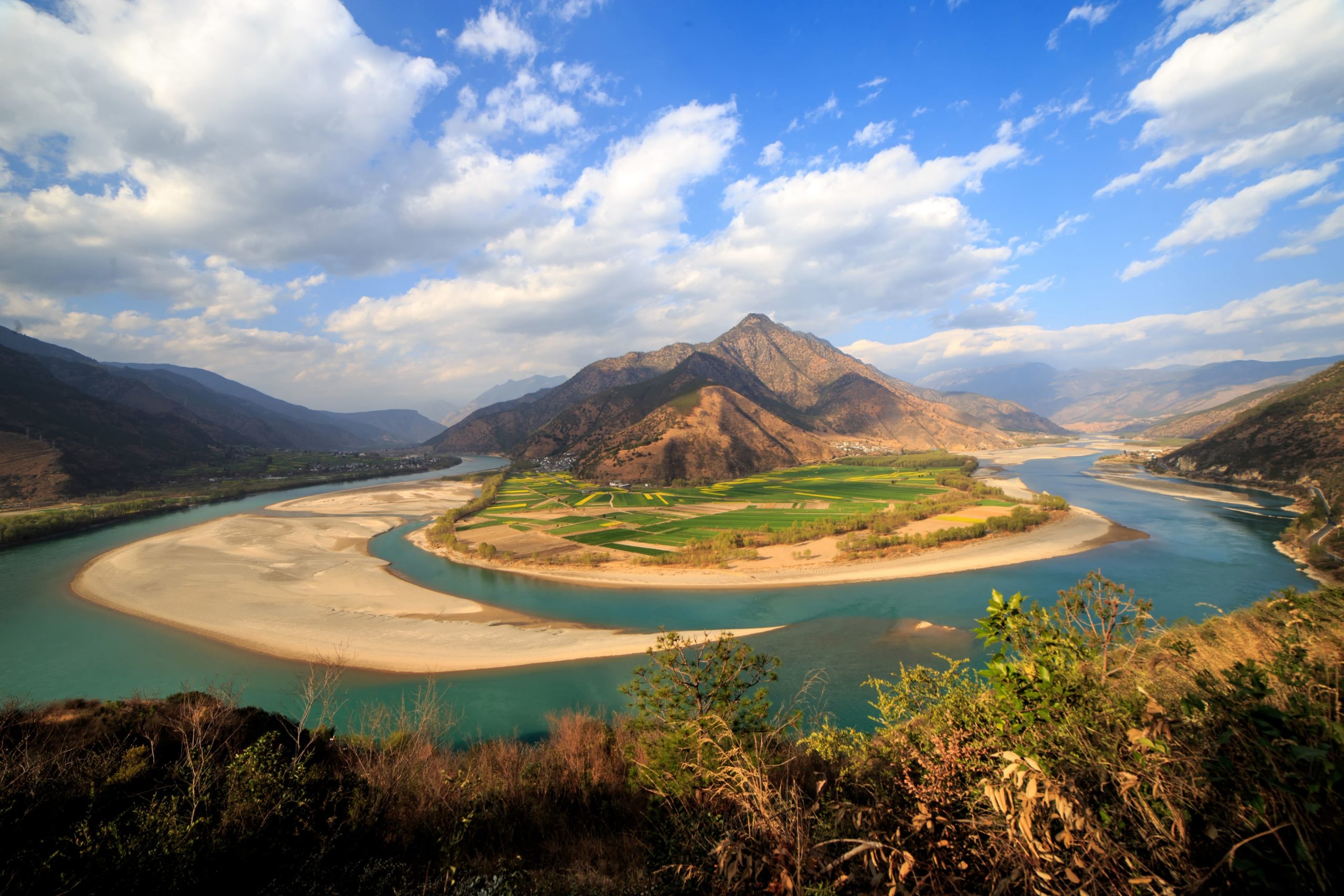 First Bend of Yangtze River