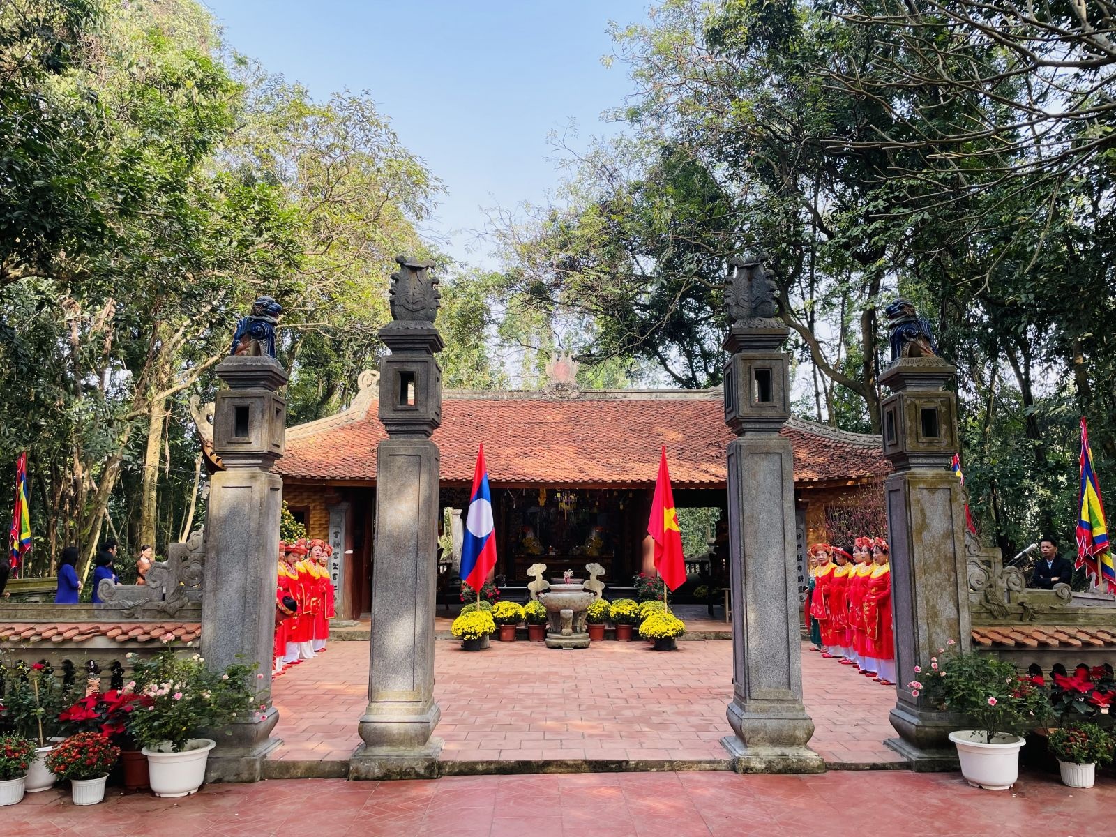 Đền thờ công chúa Nhồi Hoa ở Ninh Bình