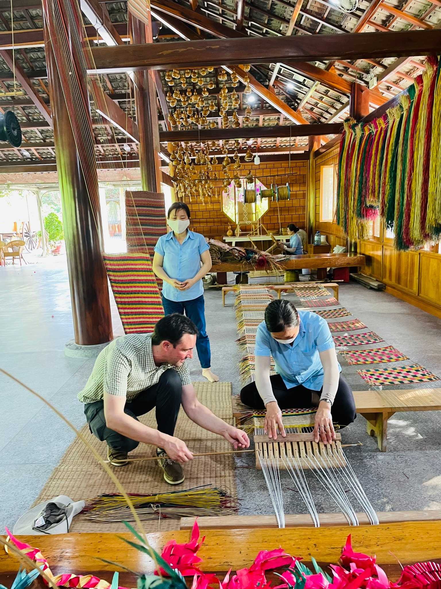 Tìm hiểu kỹ thuật dệt chiếu cói truyền thống