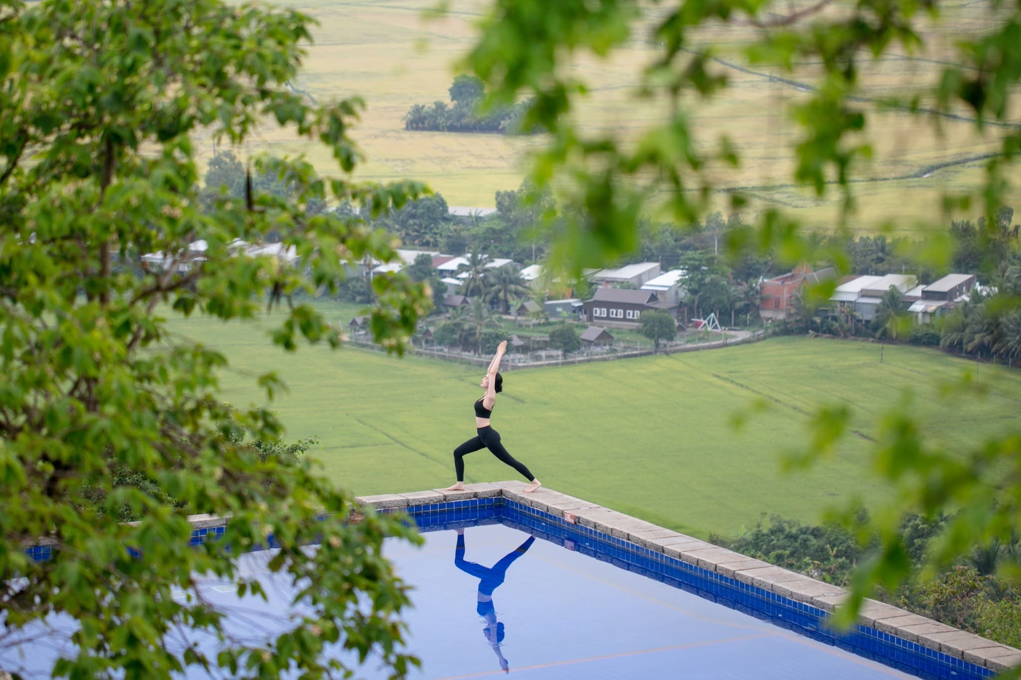 Victoria Núi Sam Lodge