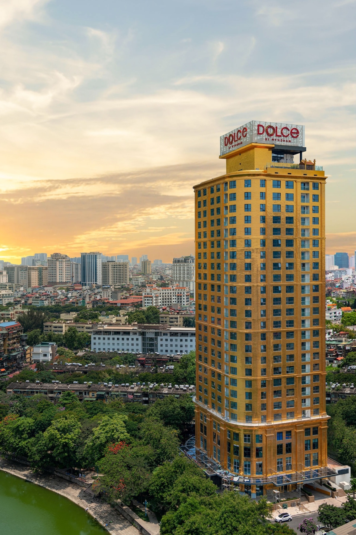 khách sạn dát vàng ở Việt Nam