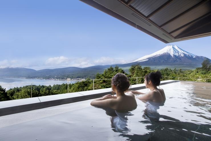 Trải nghiệm tắm Onsen truyền thống