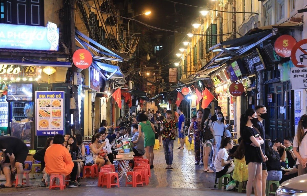 Lưu trăng phố cổ 2026